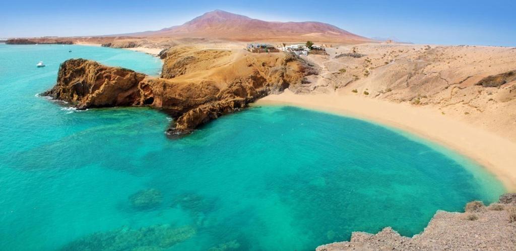 Villa Optimist Rubicon Piscina Climatizable, Frente Al Mar Playa Blanca  Extérieur photo