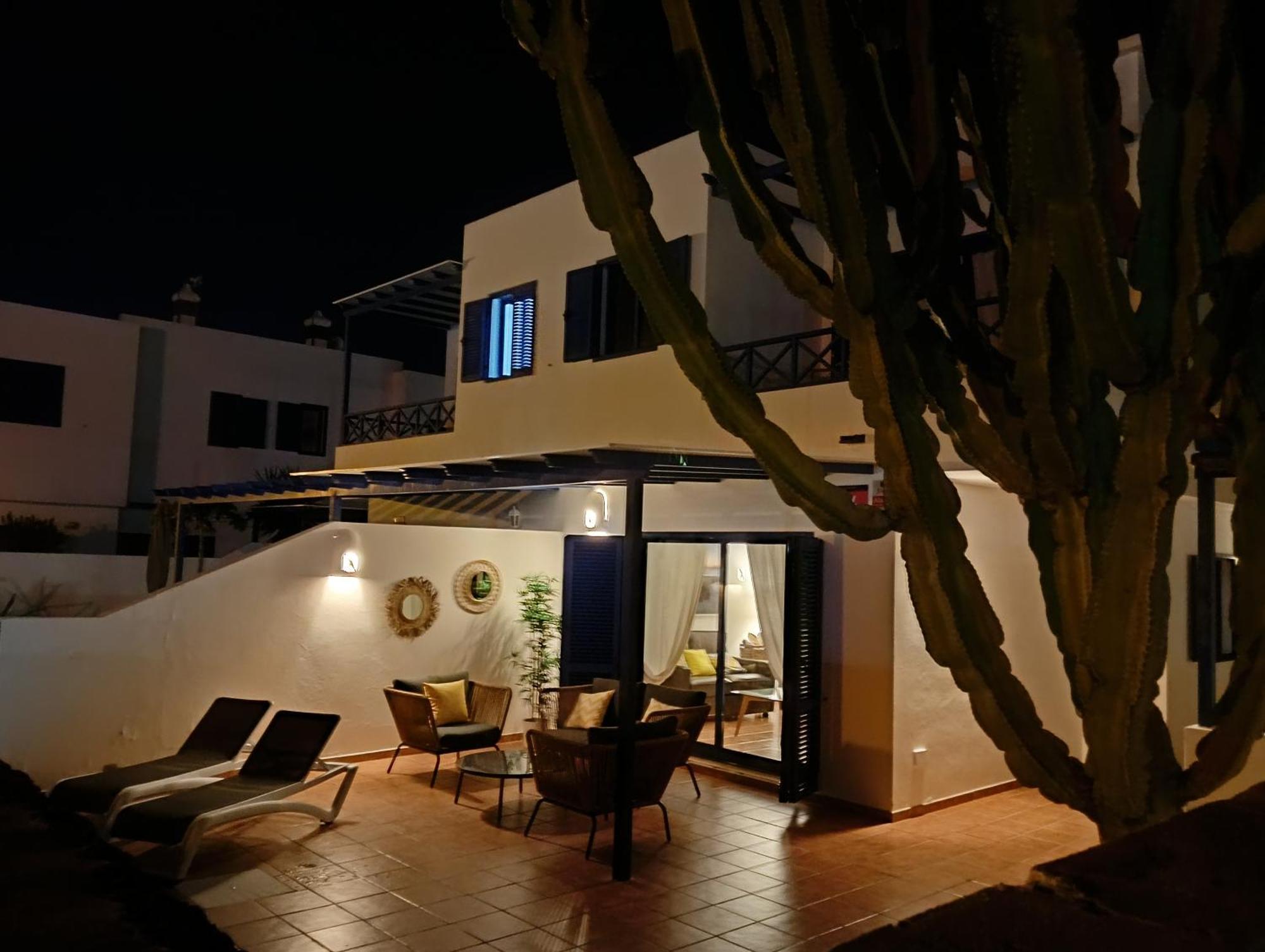 Villa Optimist Rubicon Piscina Climatizable, Frente Al Mar Playa Blanca  Extérieur photo