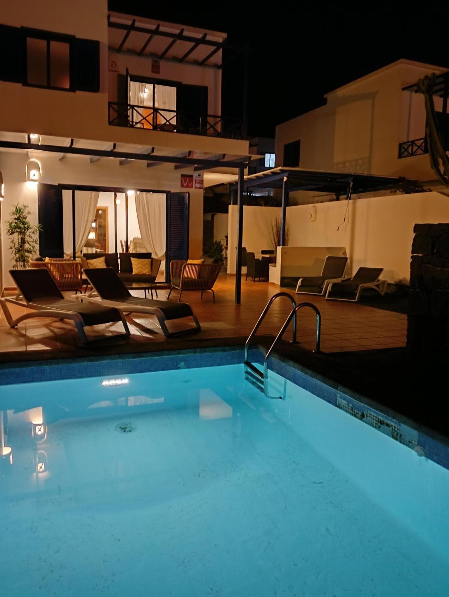 Villa Optimist Rubicon Piscina Climatizable, Frente Al Mar Playa Blanca  Extérieur photo
