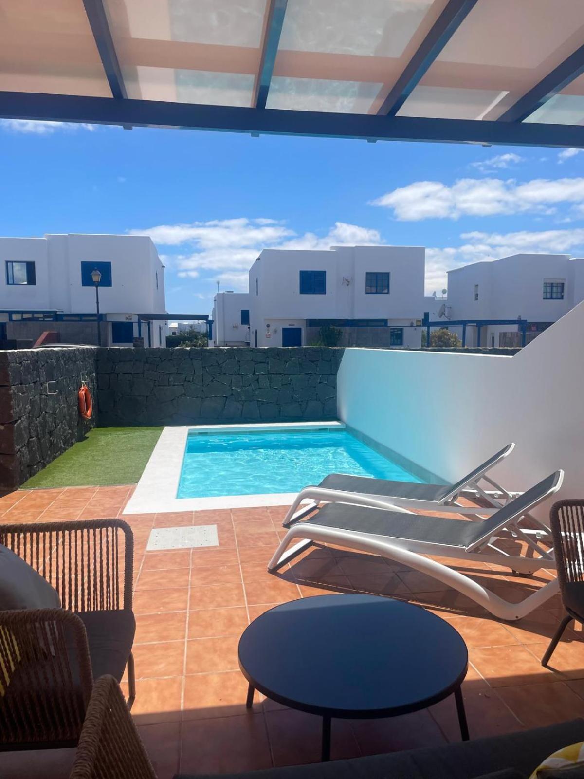 Villa Optimist Rubicon Piscina Climatizable, Frente Al Mar Playa Blanca  Extérieur photo